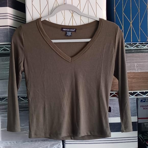American Dream Tops - Women's long sleeve thermal top size medium